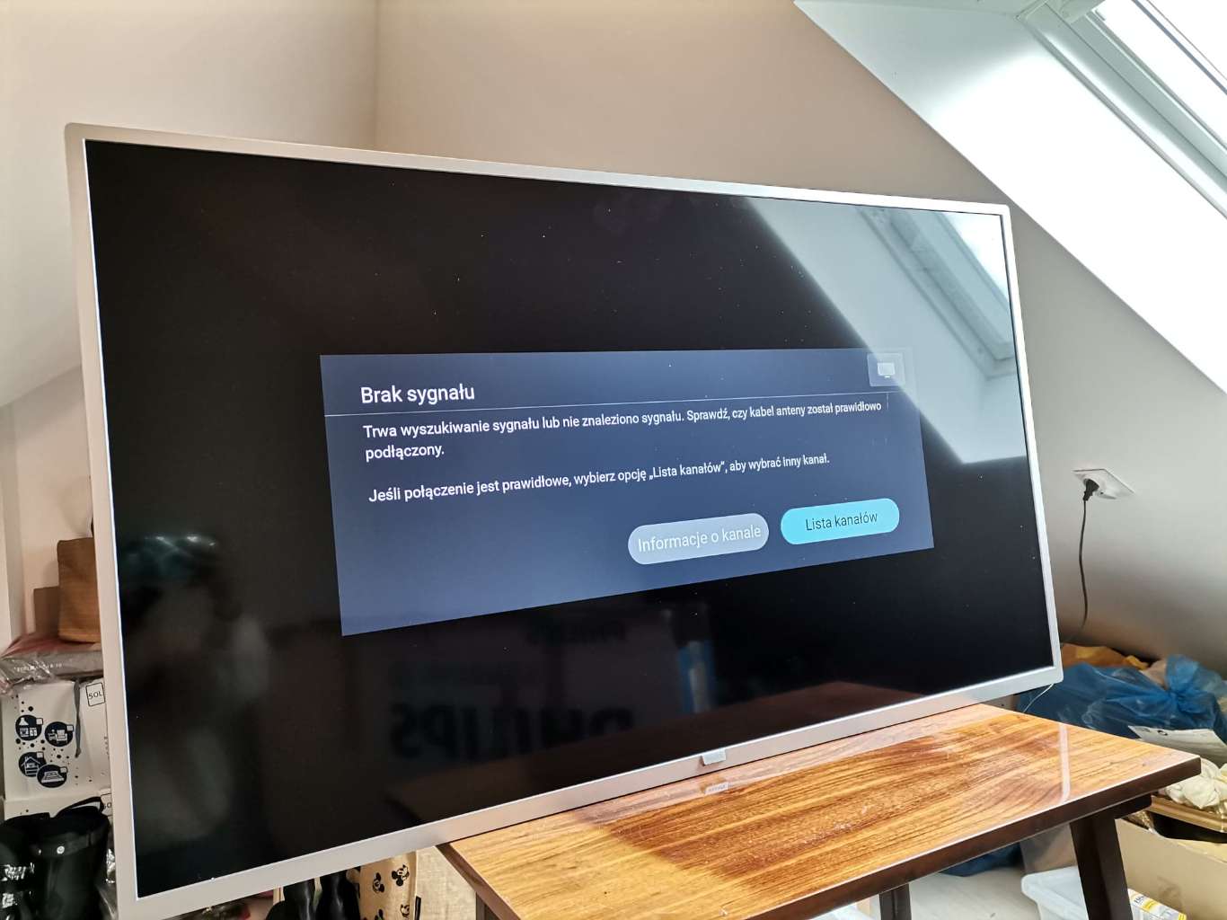 Telewizor duży (większa niż "40" cali)